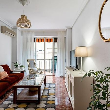 Santa Justa Urban Apartment Sevilla Dış mekan fotoğraf