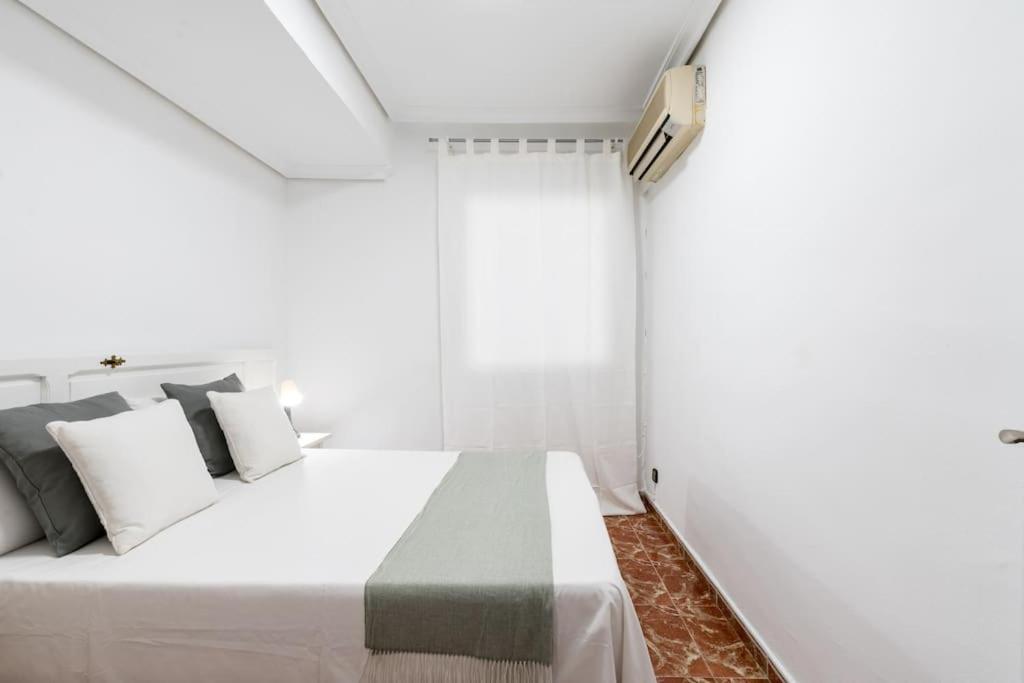 Santa Justa Urban Apartment Sevilla Dış mekan fotoğraf